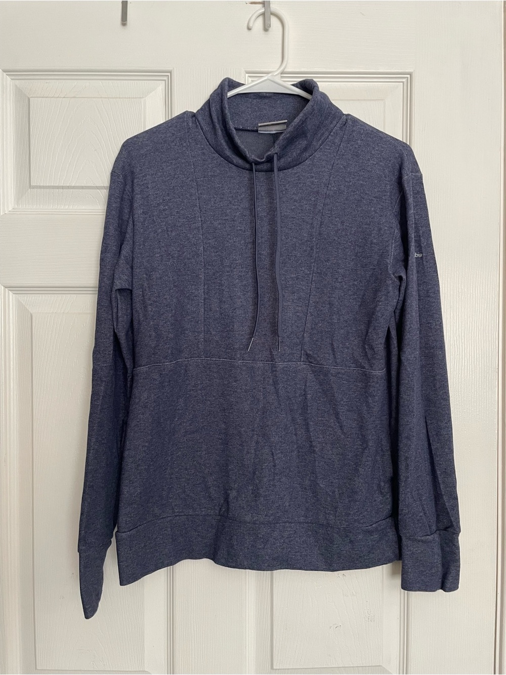 Columbia Women’s size Small Navy Blue Pullover Sweater with Funnel Neck
